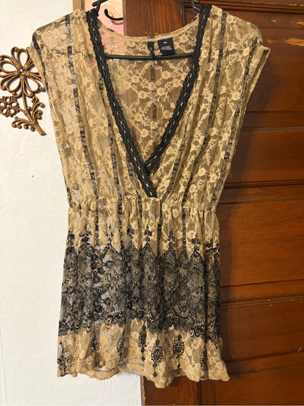 Y2K Lace V-Neck Blouse with Black Trim - Neutral/Black